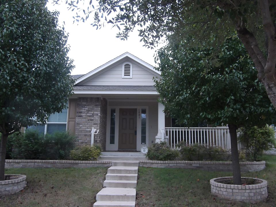 1st image of 1807 Big Bend Dr