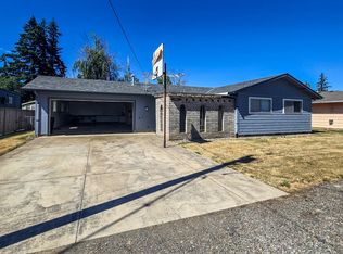 11613 Pacific Ct NE, Woodburn, OR 97071