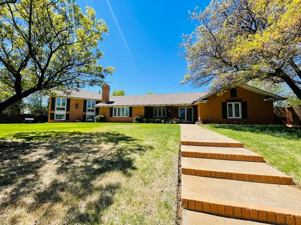 104 Kirchwood St, Plainview, TX 79072