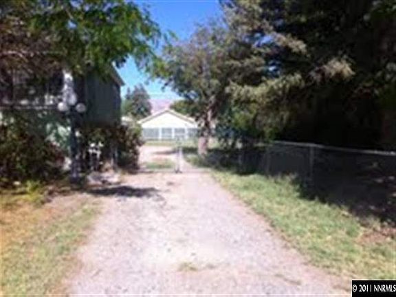 3rd image of 217 California St