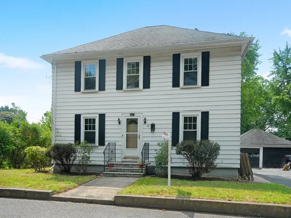 10 Brook St, Ayer, MA 01432