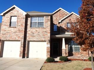 302 Plum Tree Dr, Fate, TX 75087