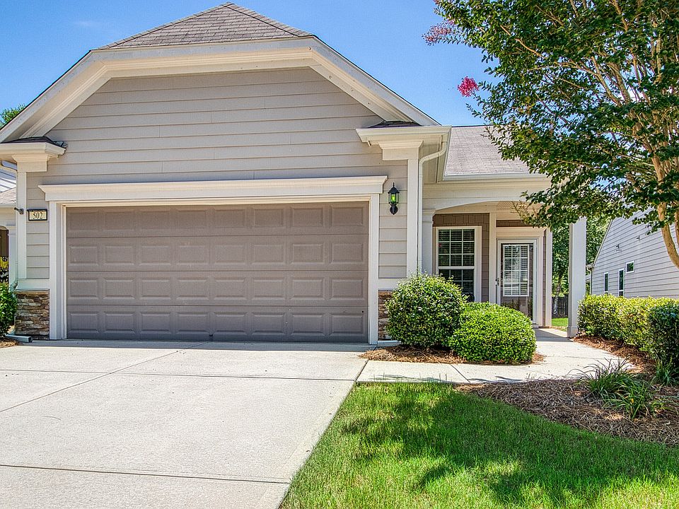 1st image of 502 Beautyberry Dr