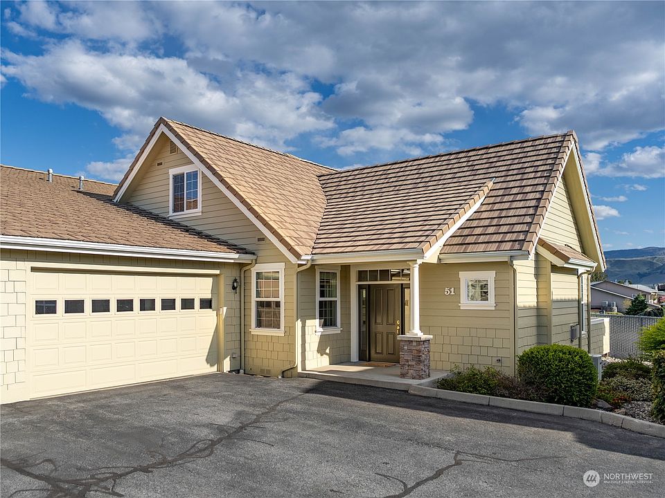 1st image of 1494 Eastmont #51
