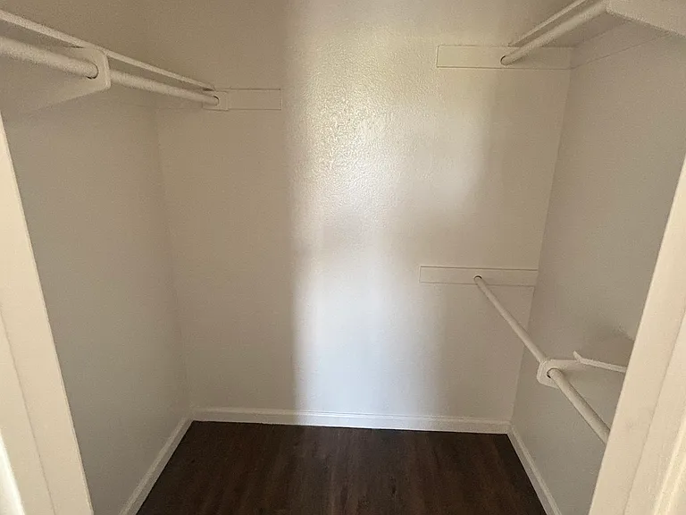 2583 Ulric St #4 — Photo 10