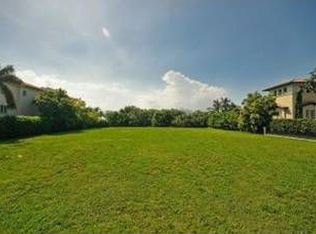 820 Mashta Pl #(228), Key Biscayne, FL 33149