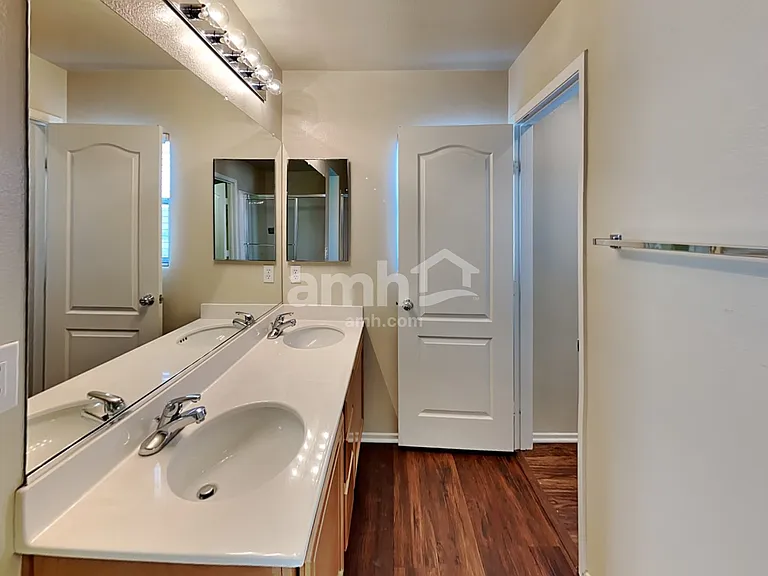 6317 Climbing Vine Ave — Photo 10