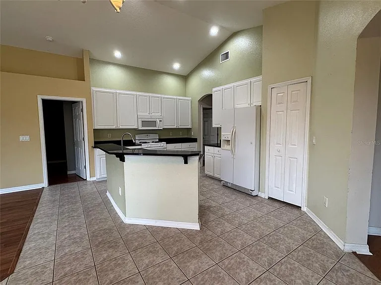 10207 Quails Landing Ave — Photo 14