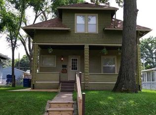 922 Clinton Ave, Des Moines, IA 50313