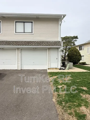 722 Whitesail Dr #1 Photo 1