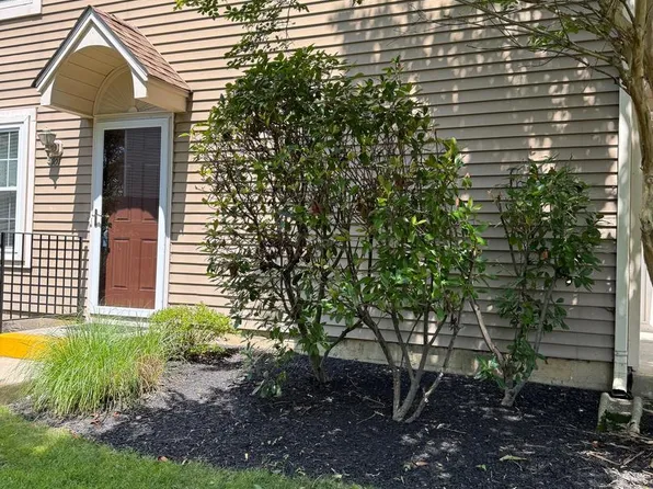 1701 Aberdeen Ln, Blackwood, NJ 08012