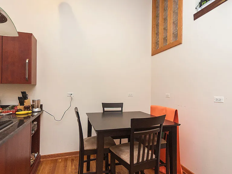 544 N Wells St #2 — Photo 13