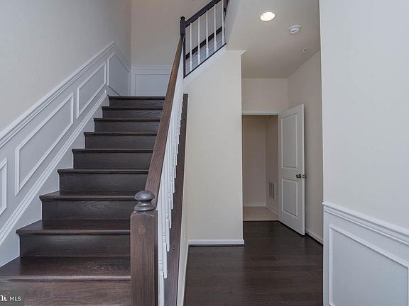 4th image of 4939 Trail Vista Ln