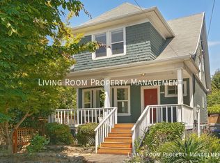 2217 SE Clinton St, Portland, OR 97202