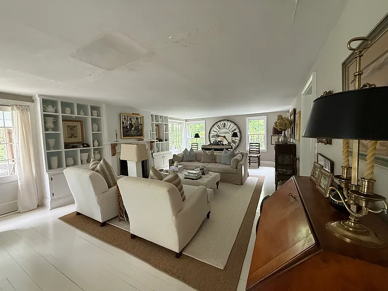 1 Stillwater Ln — Photo 17