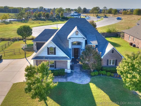 14806 S 52nd East Ave, Bixby, OK 74008