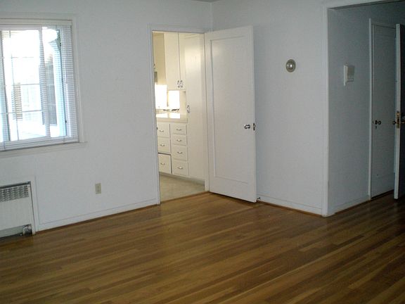 2nd image of 1450 Lincoln Ave Unit 10