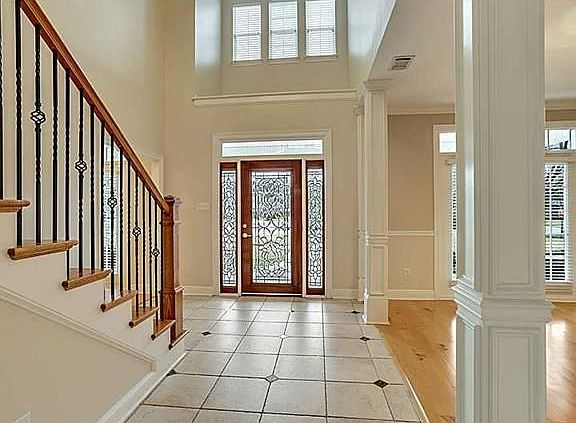 4th image of 42 Turnberry Dr
