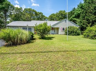 61 White Oak Trl, Barnstable, MA 02630