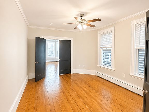 3rd image of 279 Webster St #1
