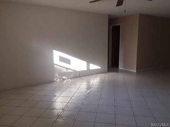 4th image of 3937 E Gloria Dr