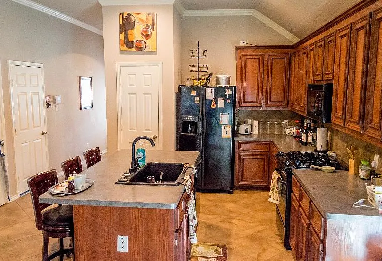 1923 Wildbrook Canyon Ln — Photo 3