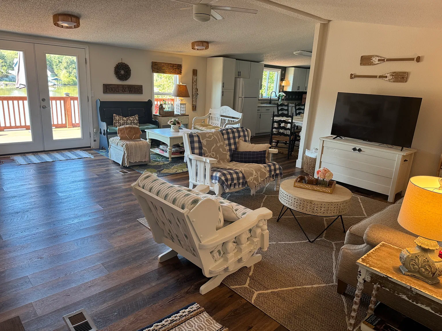 2 bed, 1380 sqft, $2,000 — Photo 4