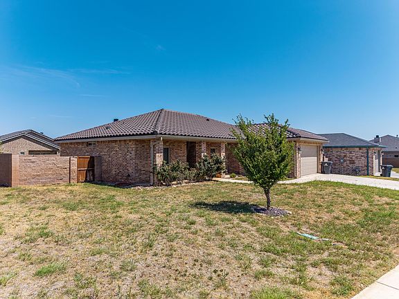 3rd image of 1426 Merlot Blvd