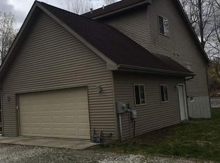 5151 W Fox Rd, Sanford, MI 48657