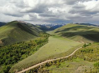 6 E Fork Rd, Hailey, ID 83333