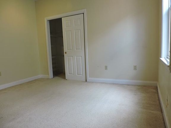 2nd image of 466 Green St APT 9E