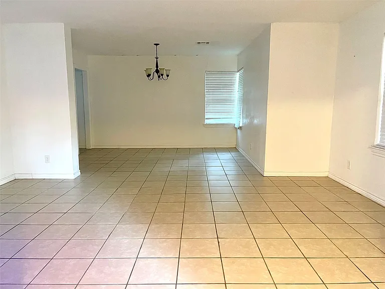 3843 Grennoch Ln — Photo 8