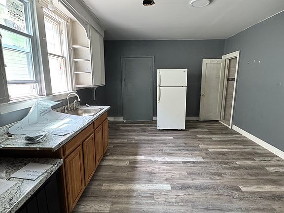 2nd image of 28 Rother Ave #1
