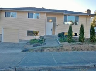 403 SW 128th St, Burien, WA 98146