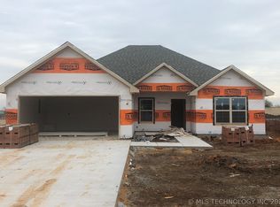 39 Lake Meadow Loop Rd, Durant, OK 74701