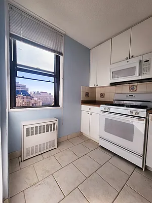 Sold by Hope Platinum Realty  | media 17