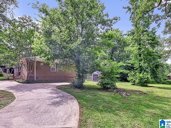 5th image of 2217 Chapel Rd