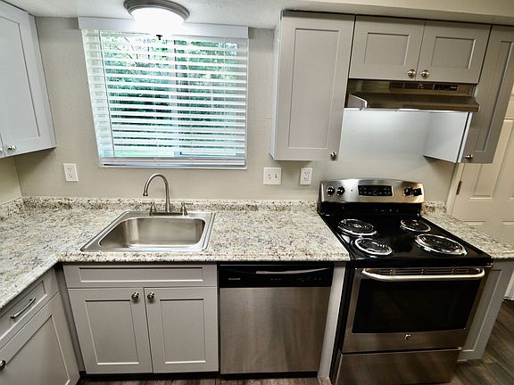 5th image of 5705 S Pearl St APT 5