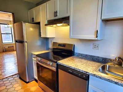 6 Cypress Rd APT 604, Brighton, MA, 02135