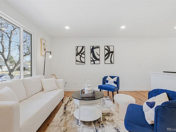 4th image of 15636 E Floyd Avenue