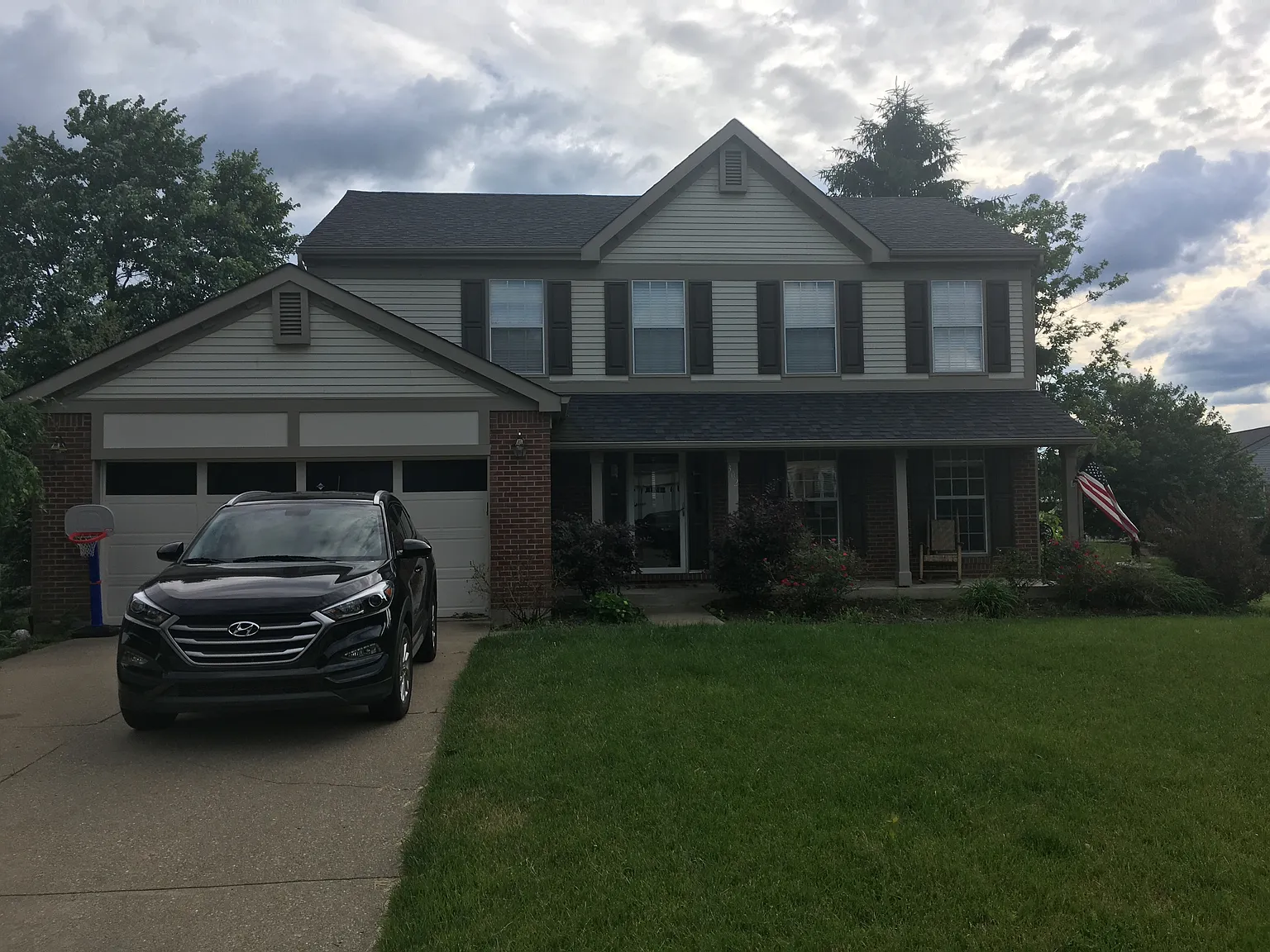 302 Town Square Cir photo 1