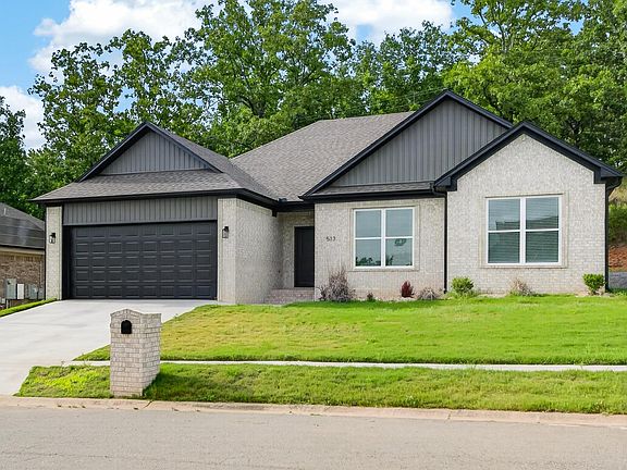 2nd image of 513 Crepe Myrtle Loop