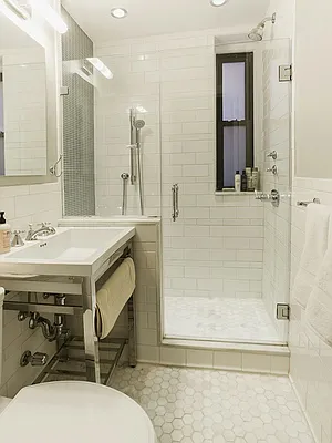 Sold by Sotheby's International Realty | media 20