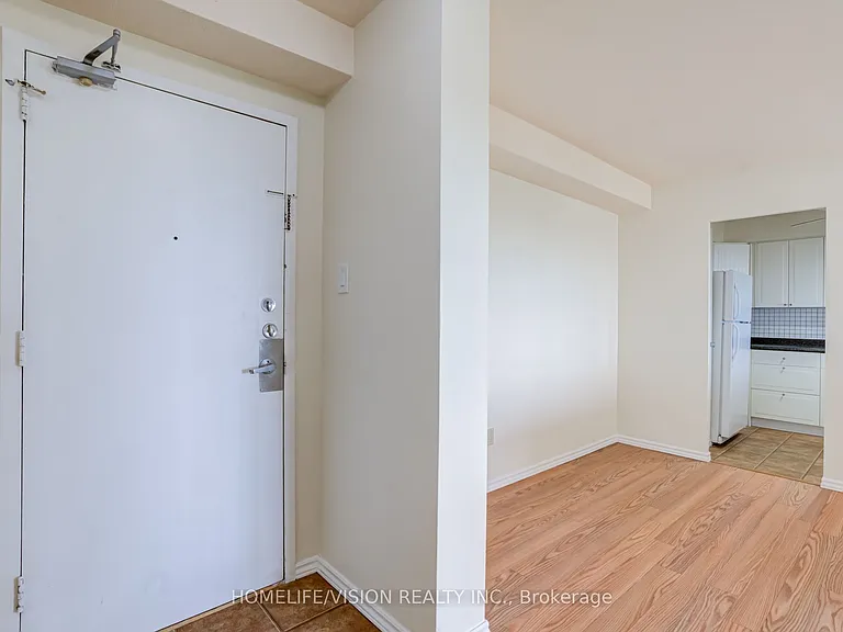 1360 York Mills Rd #905 — Photo 9