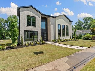 903 NE 2nd St, Bentonville, AR 72712