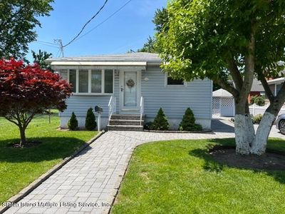 142 Maple Pkwy, Staten Island, NY, 10303