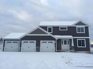 11768 Ridge Water Dr, Sparta, MI 49345