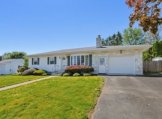 79 Highview Ave, Somerset, MA 02726