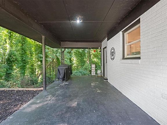 5th image of 124 Riverbend Cir