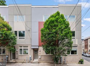 884 N Lawrence St, Philadelphia, PA 19123